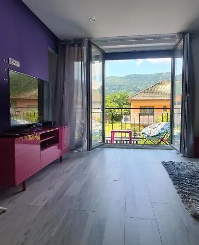 Maison Piscine Hébergement de vacances